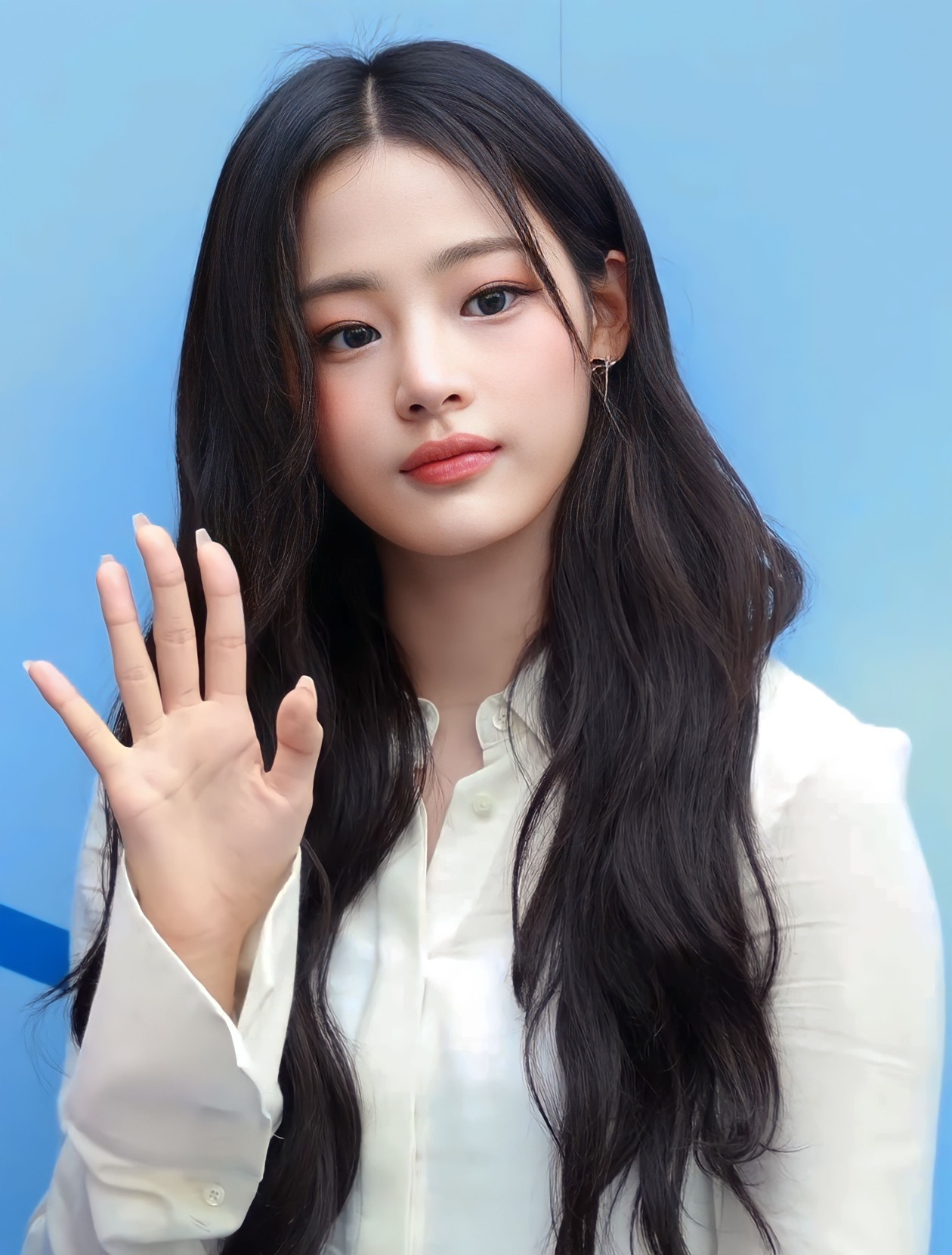 Minji de NewJeans durante un evento en septiembre de 2023