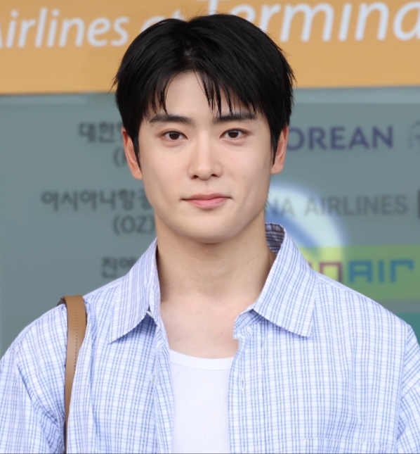 Jaehyun de NCT 127 en el aeropuerto de Incheon en junio de 2026