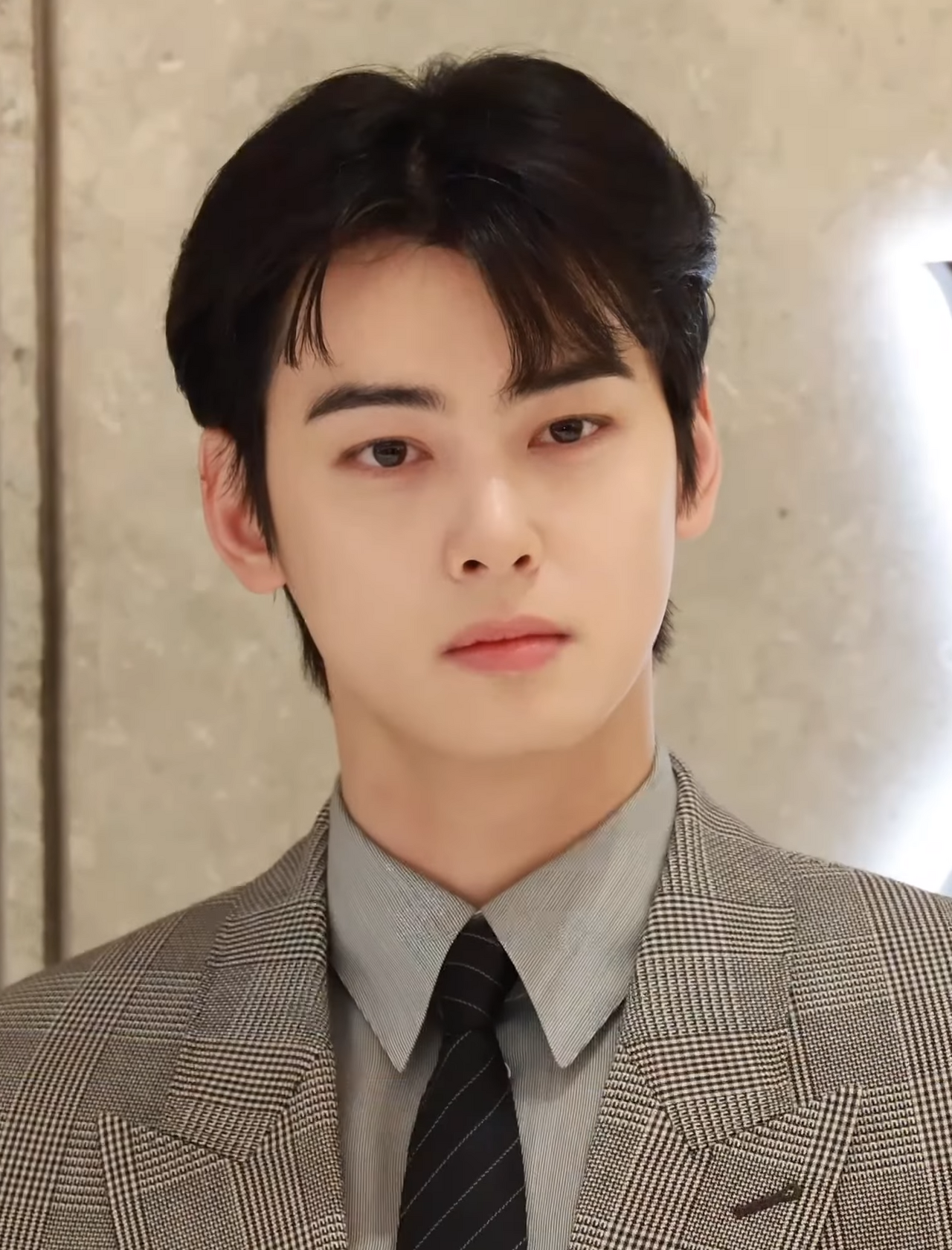 El actor y cantante Cha Eun-woo en un evento en marzo de 2025