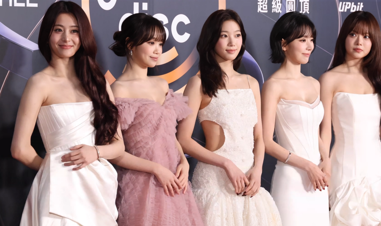 LE SSERAFIM en la alfombra roja de los Golden Disc Awards 2026