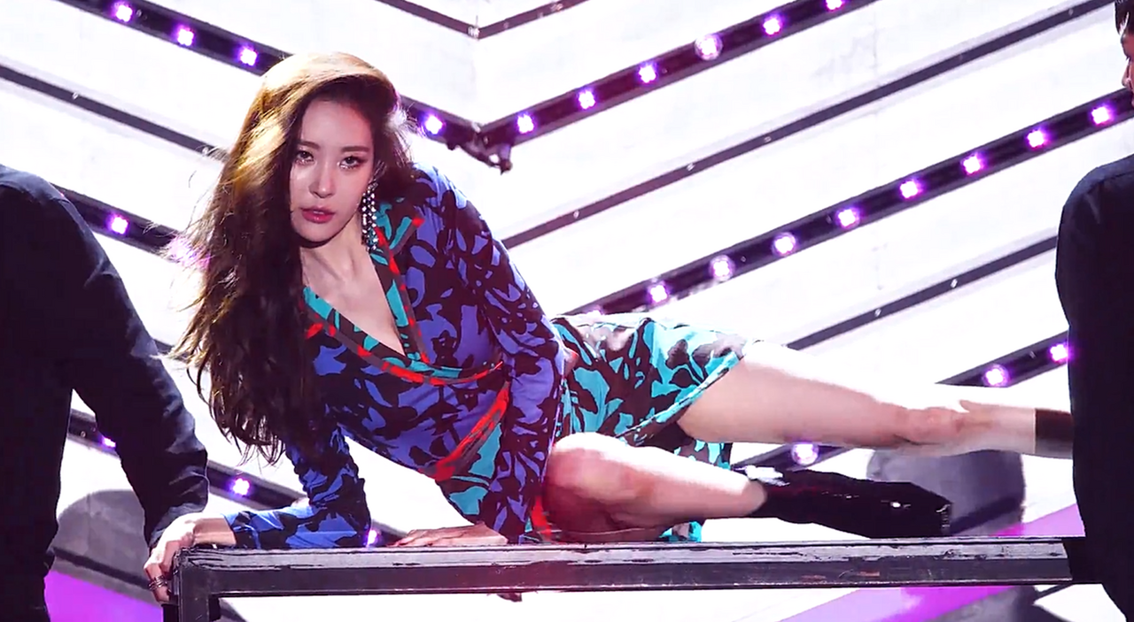 Sunmi en un concierto en 2017