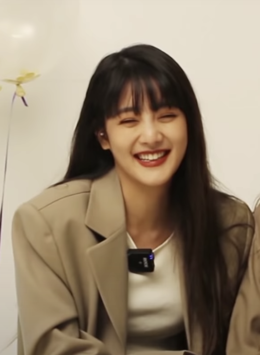 Minnie de i-dle posando para una sesión editorial de la revista Marie Claire Corea