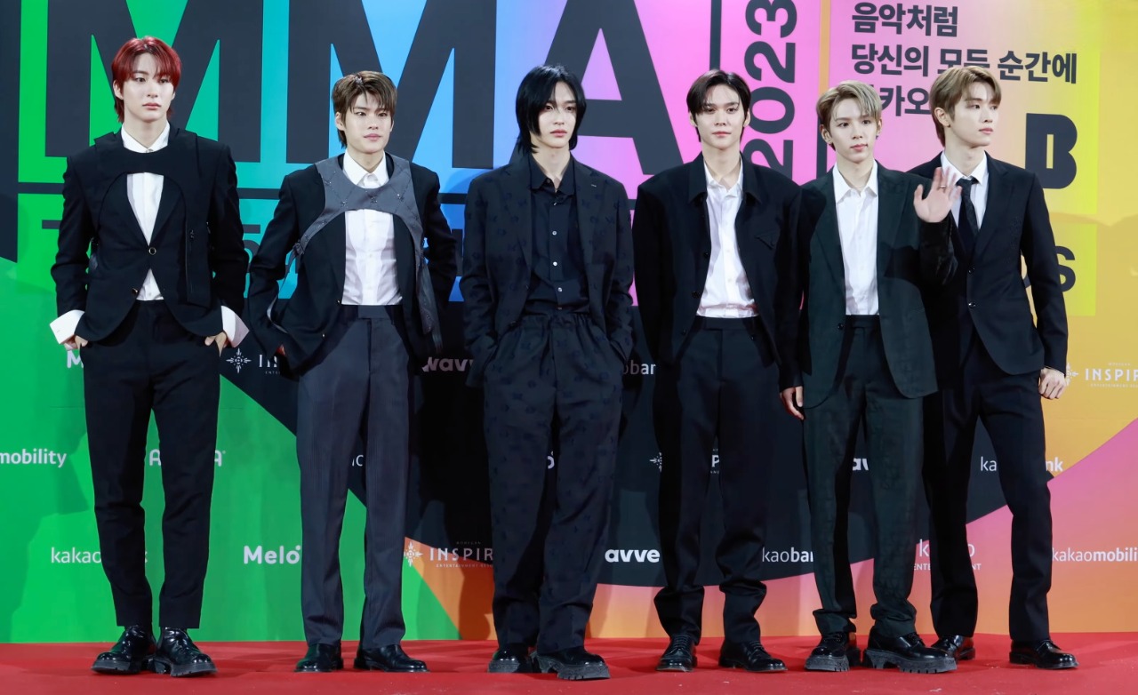 RIIZE en la alfombra de los Melon Music Awards de 2023, el año de su debut