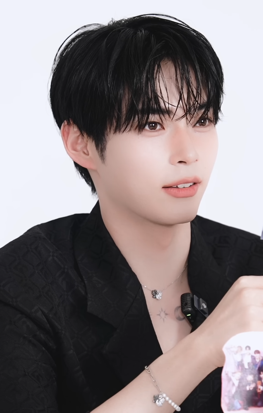 Sung Hanbin de ZEROBASEONE en un evento en Seúl en junio de 2025