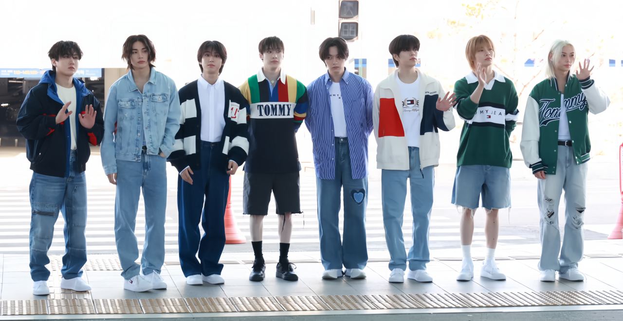 Los integrantes de Stray Kids en el aeropuerto de Incheon en 2024