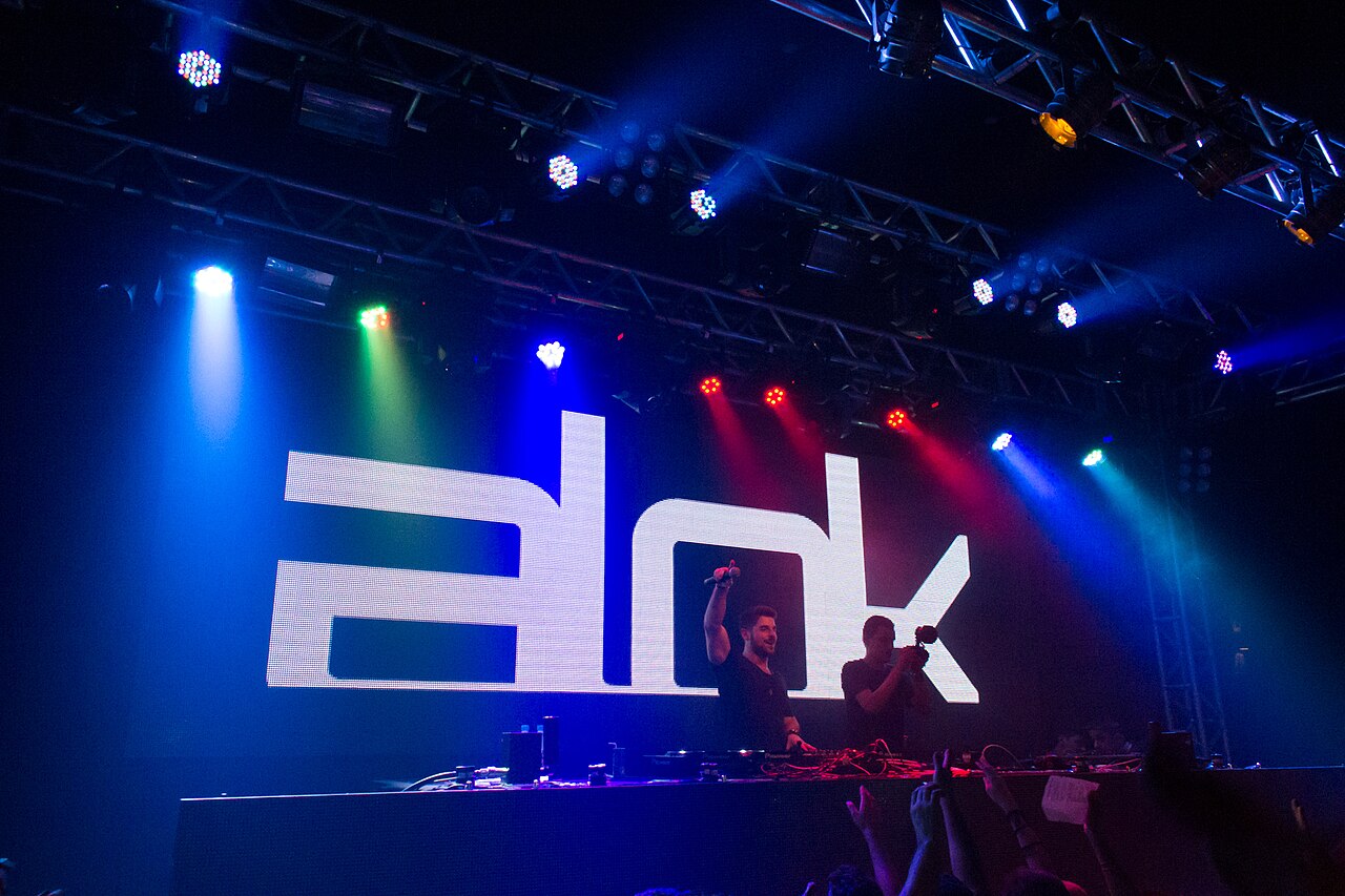 El DJ brasileño Alok en un concierto