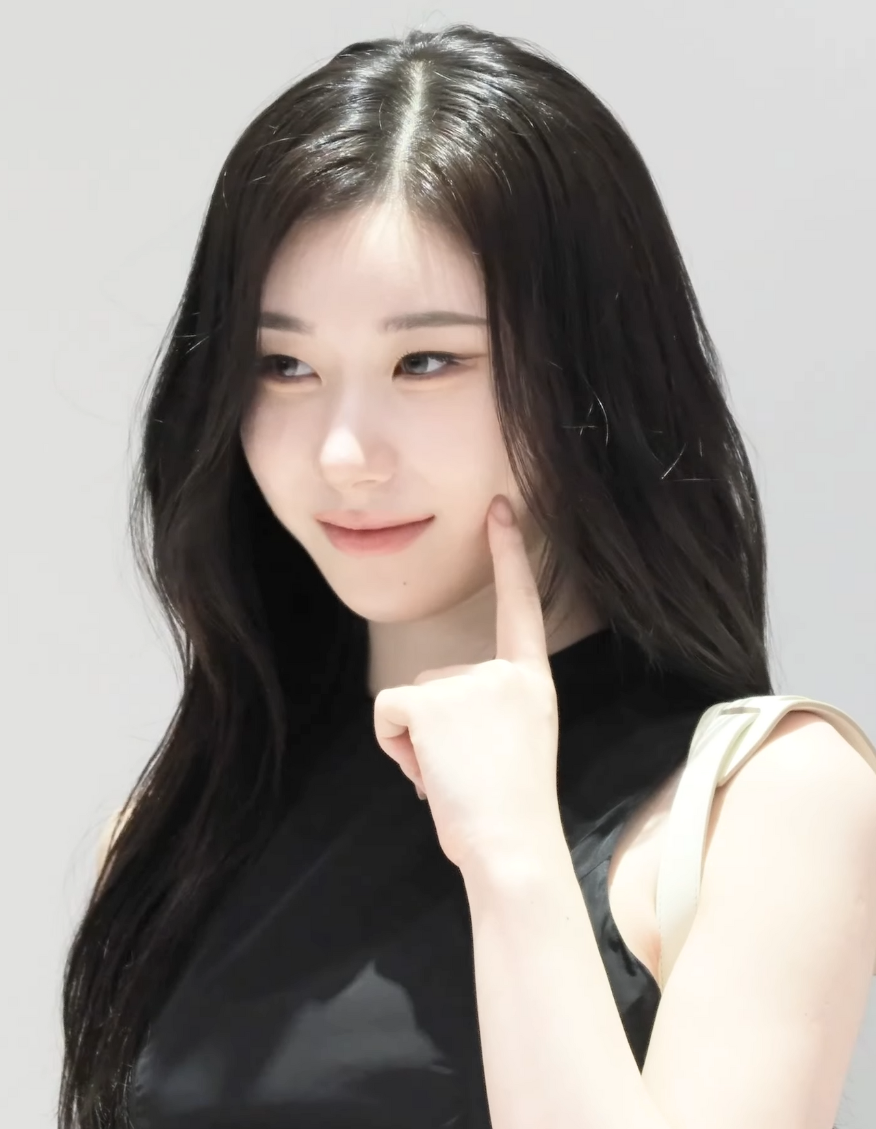 Chaeryeong de ITZY en un evento de moda en 2024