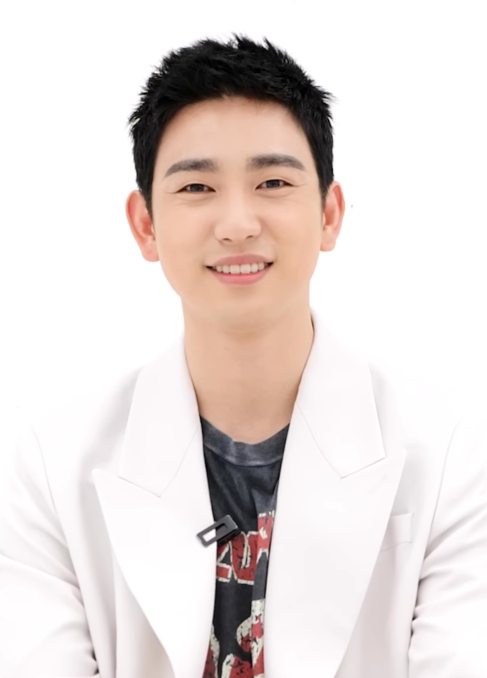 Park Jin-young de GOT7 en una sesión de fotos